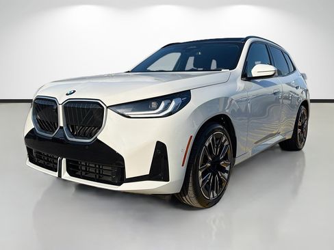 Used 2025 BMW X3 xDrive30i AWD/4WD image 7