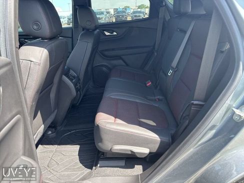 Used 2023 Chevrolet Blazer RS w/ Driver Confidence II Package FWD image 3