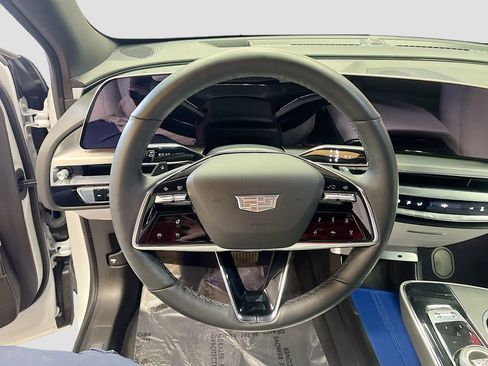 Used 2025 Cadillac Lyriq Sport w/ LPO, Floor Liner Package AWD/4WD image 11