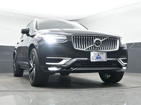 Used 2023 Volvo XC90 B6 Plus w/ Protection Package Premier image 38
