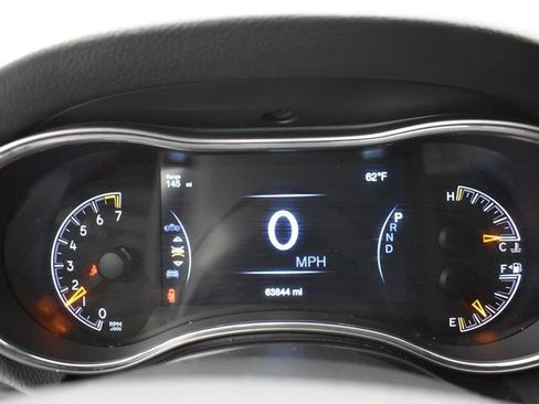 Used 2019 Jeep Grand Cherokee Altitude image 11