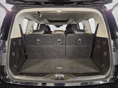 Used 2025 INFINITI QX80 Sensory image 6