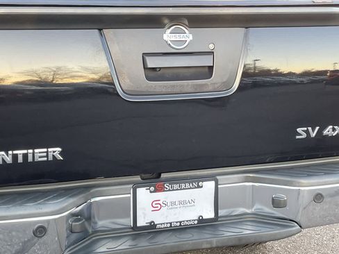 Used 2015 Nissan Frontier SV w/ SV Value Truck Package image 37
