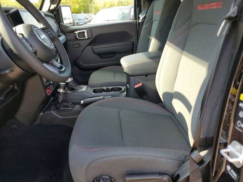 New 2025 Jeep Gladiator Rubicon w/ Convenience Group image 14