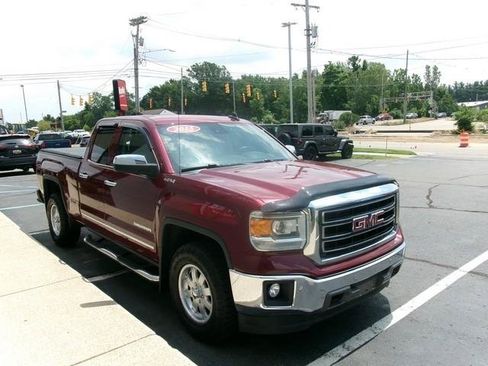 Used 2015 GMC Sierra 1500 SLT w/ Driver Alert Package AWD/4WD image 3