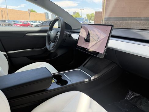 Used 2023 Tesla Model 3 Standard Range RWD image 42