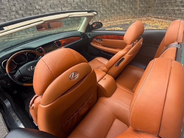 Used 2002 Lexus SC 430 Convertible RWD image 35