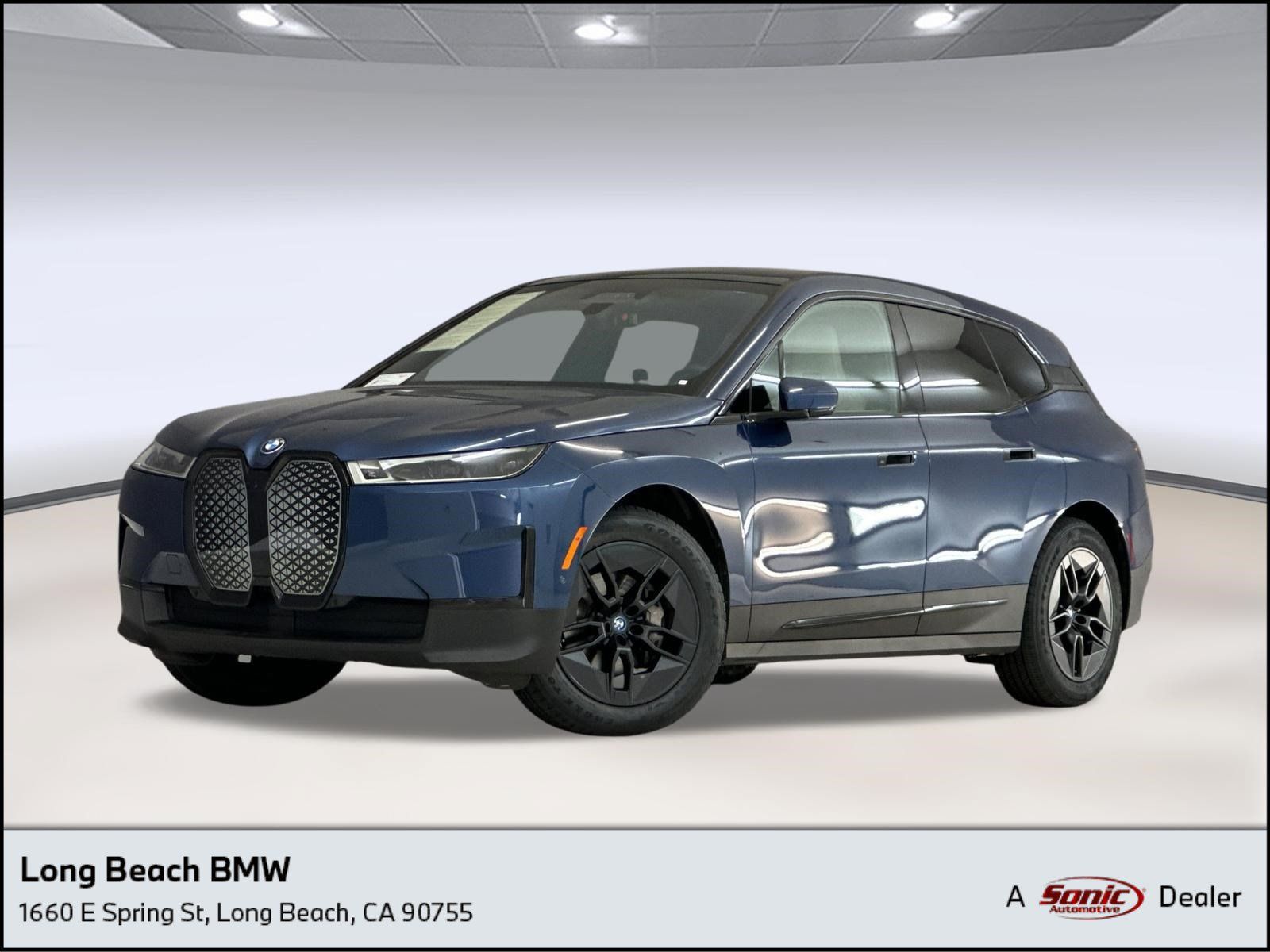 Used 2024 BMW iX xDrive50 AWD/4WD image 1