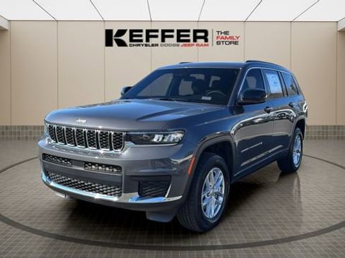 New 2026 Jeep Grand Cherokee L Laredo image 1