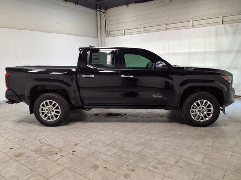 New 2026 Toyota Tacoma Limited AWD/4WD image 10
