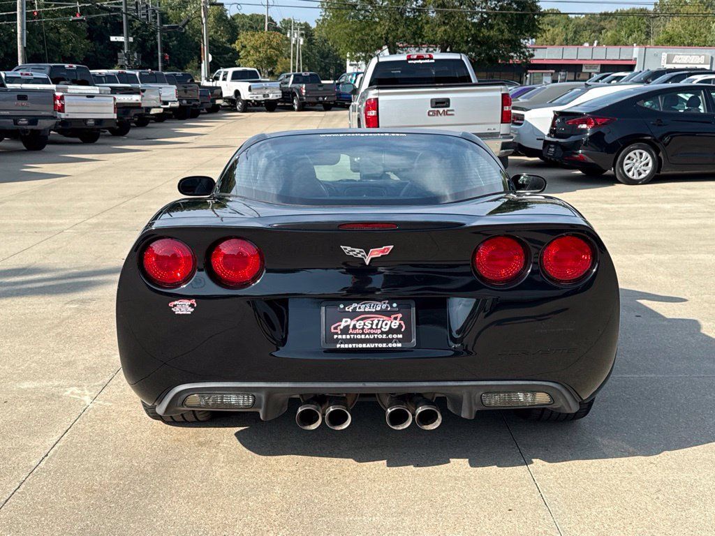 Used 2008 Chevrolet Corvette Coupe w/ Preferred Equipment Group RWD image 16