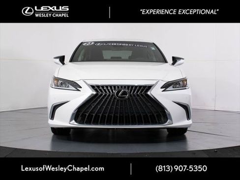 Certified 2023 Lexus ES 250 w/ Premium Package AWD/4WD image 10