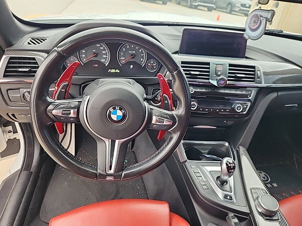 Used 2020 BMW M4 Convertible w/ Competition Package RWD image 4