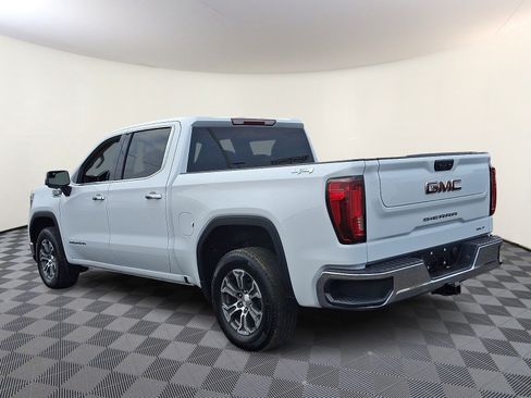 Used 2025 GMC Sierra 1500 SLT AWD/4WD image 5