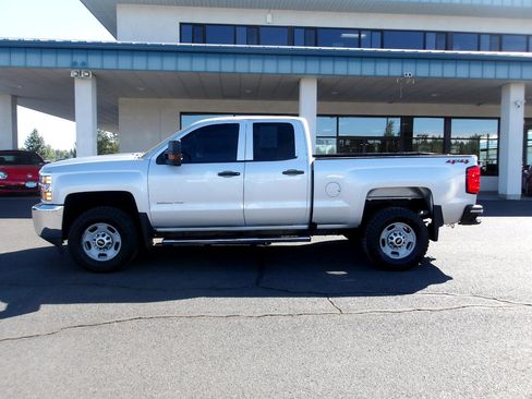 Used 2018 Chevrolet Silverado 2500 W/T w/ WT Fleet Convenience Package image 2