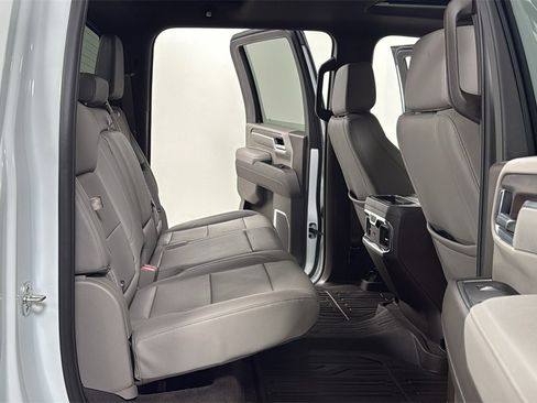 Used 2025 GMC Sierra 2500 SLT w/ SLT Premium Package image 17
