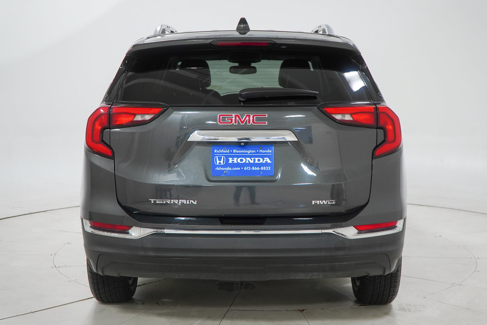 Used 2020 GMC Terrain SLT AWD/4WD image 8
