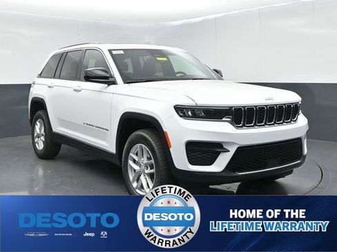 New 2026 Jeep Grand Cherokee Laredo X RWD image 2