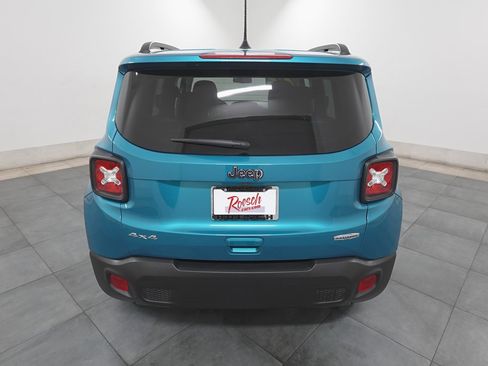 Used 2022 Jeep Renegade Latitude w/ Convenience Group image 4