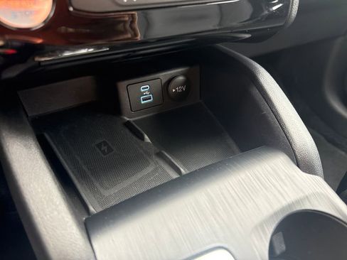 Used 2023 Ford Escape Platinum image 36