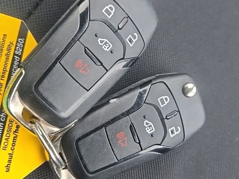 Used 2023 Ford Transit 250 Low Roof AWD w/ Exterior Upgrade Package image 37