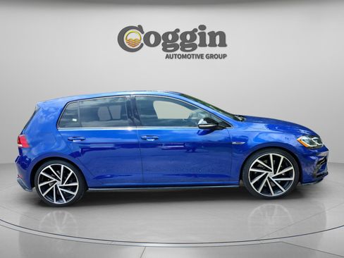 Used 2018 Volkswagen Golf R 4-Door AWD/4WD image 6