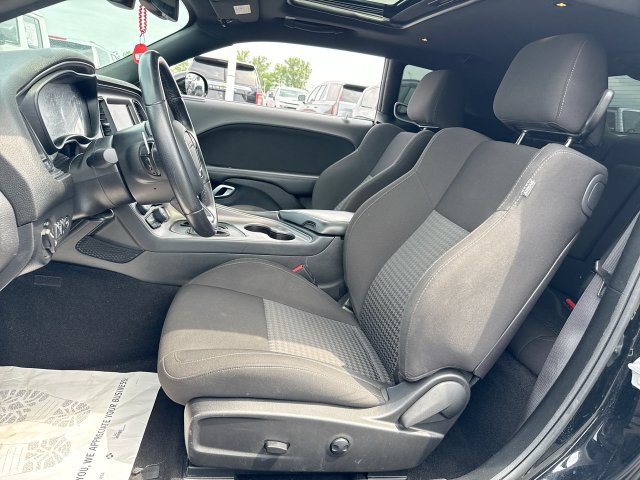 Used 2023 Dodge Challenger R/T Scat Pack RWD image 11