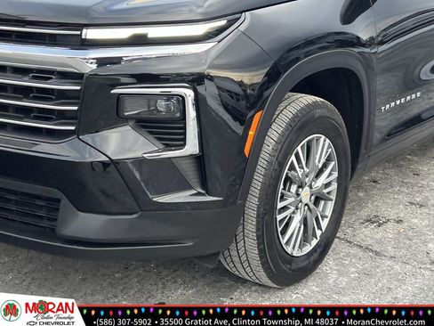 Certified 2024 Chevrolet Traverse LT w/ Trailering Package image 8