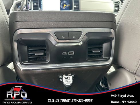 Used 2024 Chevrolet Silverado 2500 LTZ w/ LTZ Convenience Package AWD/4WD image 27