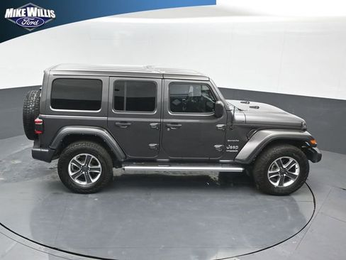 Used 2021 Jeep Wrangler Unlimited Sahara image 16