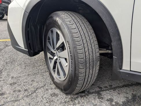 Used 2022 Subaru Outback Premium image 36