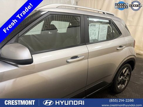 Certified 2023 Hyundai Venue SEL image 10