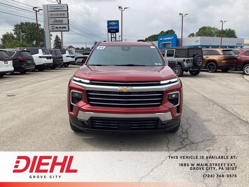 Used 2024 Chevrolet Traverse RS AWD/4WD image 2