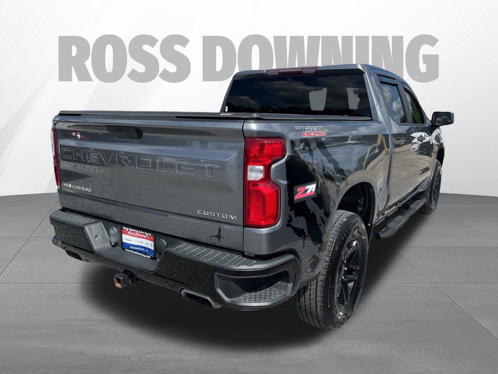 Used 2020 Chevrolet Silverado 1500 Custom Trail Boss w/ Custom Convenience Package AWD/4WD image 4