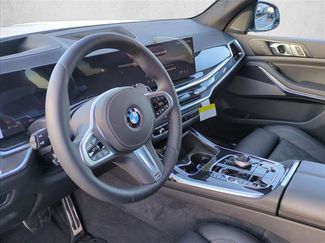 New 2026 BMW X7 xDrive40i w/ M Sport Package video 3