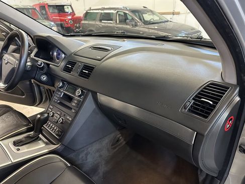 Used 2012 Volvo XC90 3.2 R-Design image 40