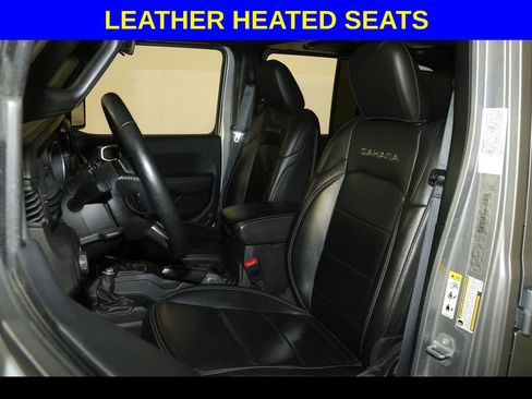 Used 2018 Jeep Wrangler Unlimited Sahara w/ Safetytec Group AWD/4WD image 3