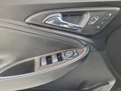 Used 2023 Chevrolet Malibu LT FWD image 27