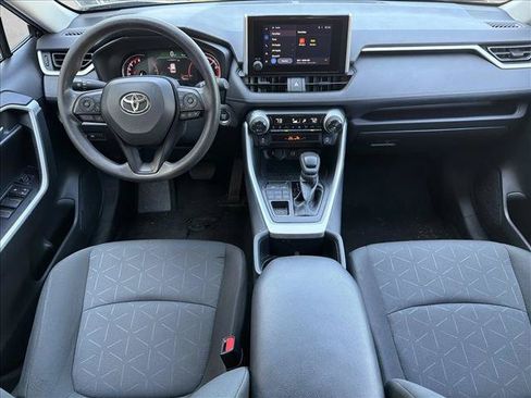 Used 2025 Toyota RAV4 XLE AWD/4WD image 23