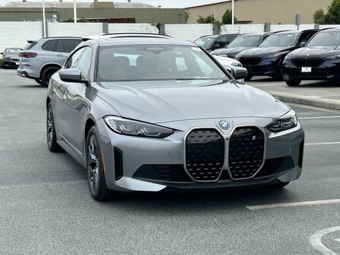 Used 2023 BMW i4 eDrive35 RWD image 7