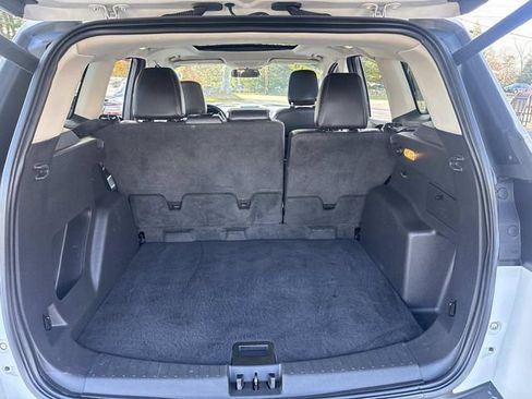 Used 2019 Ford Escape SEL image 9