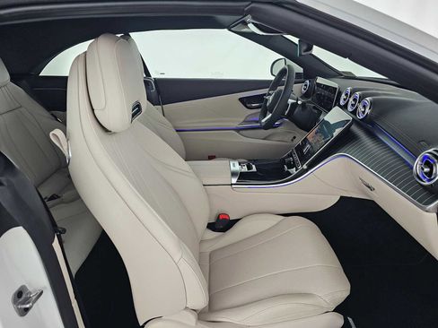 New 2026 Mercedes-Benz CLE 300 4MATIC Cabriolet image 10