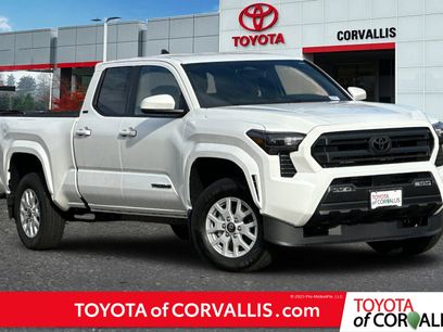 New 2025 Toyota Tacoma SR5