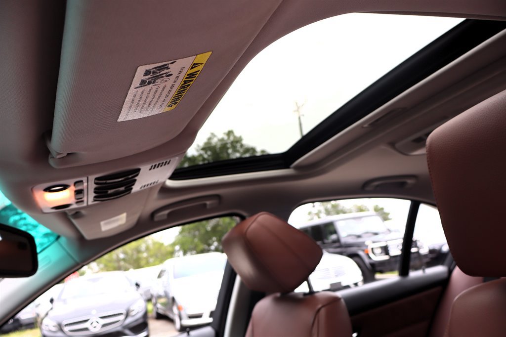 Used 2006 BMW 325i Sedan RWD image 21