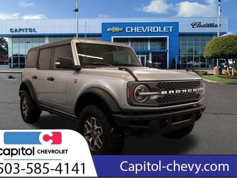 Used 2021 Ford Bronco Badlands image 1