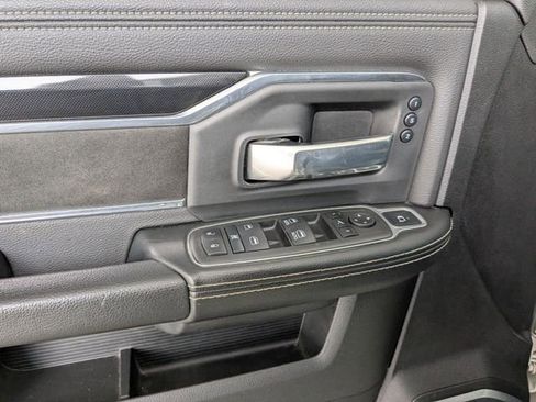 Used 2022 RAM 2500 Laramie w/ Night Edition image 23