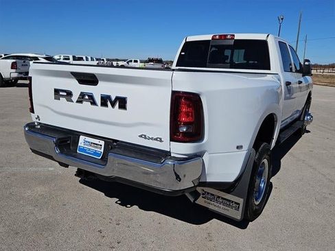 New 2026 RAM 3500 Tradesman image 37