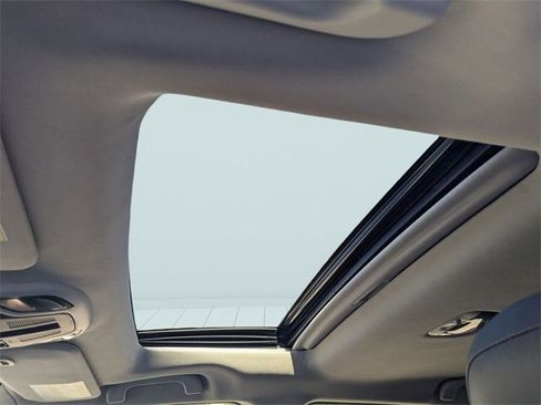 Used 2021 Subaru Outback Limited image 23