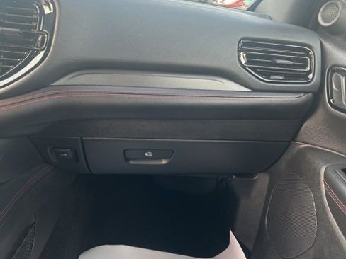 Used 2024 Dodge Durango GT image 25