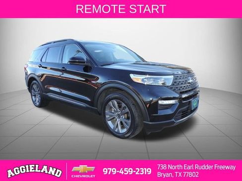 Used 2023 Ford Explorer XLT w/ Equipment Group 202A image 1